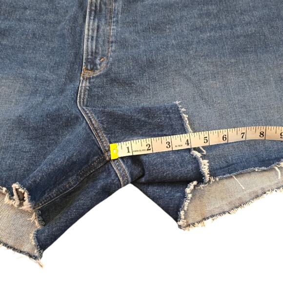 Abercrombie and fitch 4" mom high rise shorts med wash Plus Size 24 New! - Picture 7 of 14